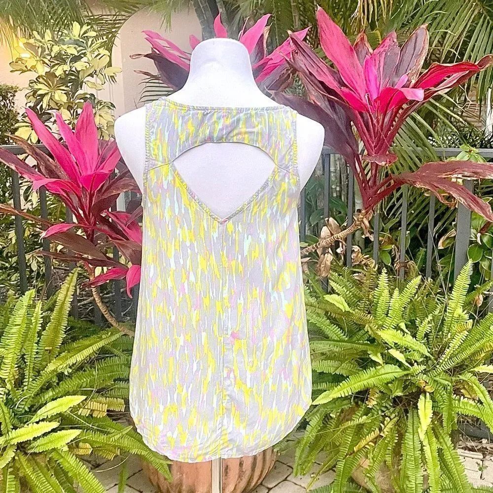 🍍3/$15🍍 Splendid Colorful Cutout Tank - Picture 4 of 8
